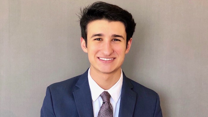 Estudiante